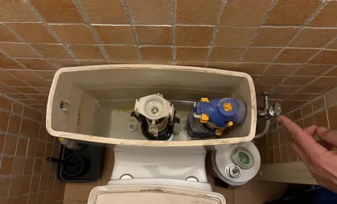 Changement de mécanisme de WC à la Colle-sur-loup, Cagnes-sur-Mer, Les Plombiers d'Azur